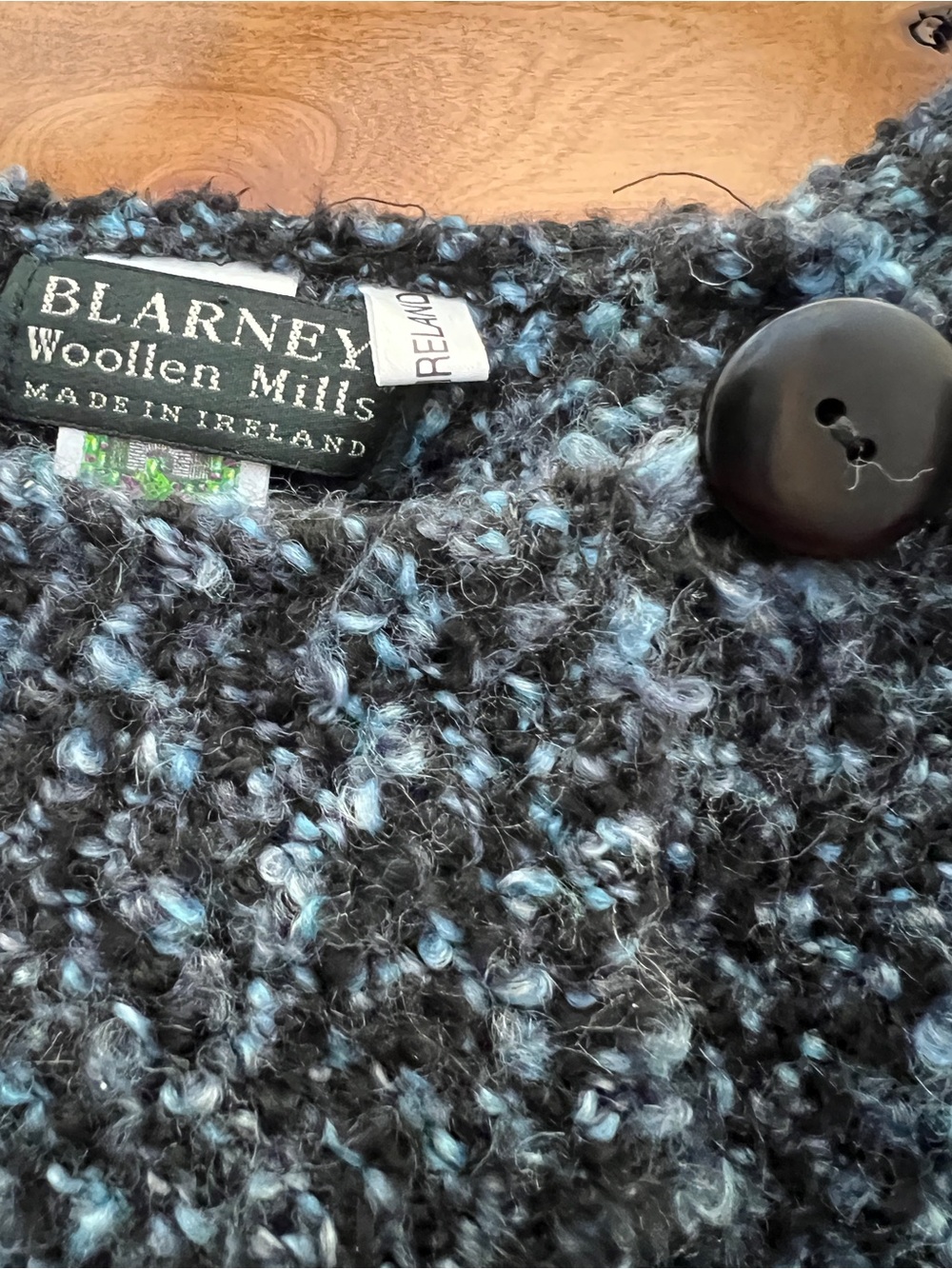 Branigan Weavers Irish Wool Bouclé Cape Attached Scarf Blue One Size Cottage - Picture 9 of 10